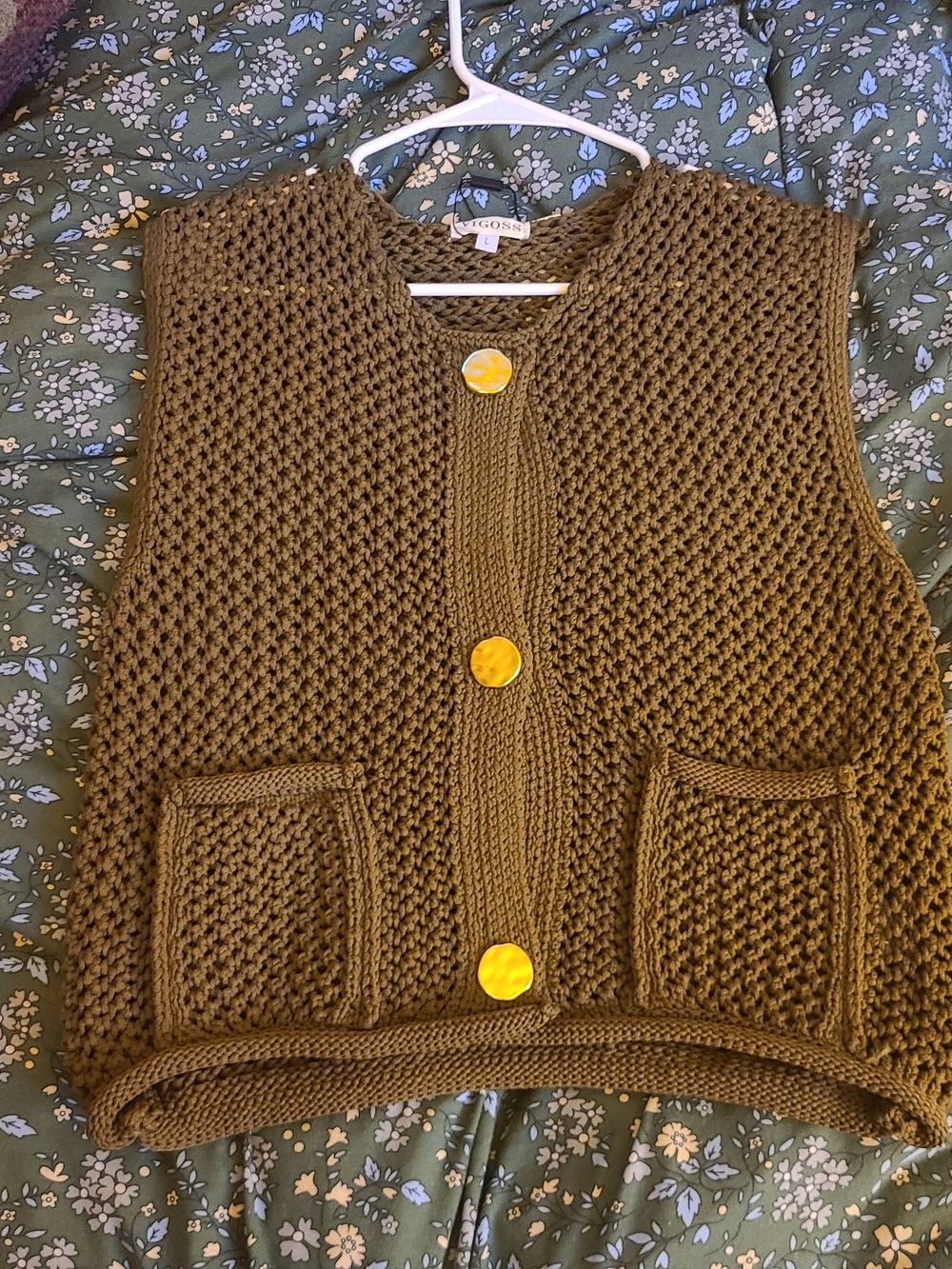 Vigoss Olive Green Chunky Knit Button Vest with Yellow Buttons